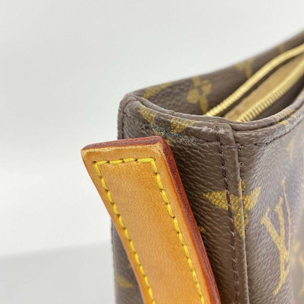 LOUIS VUITTON Brown Monogram Looping GM Shoulder Bag - Picture 7 of 9